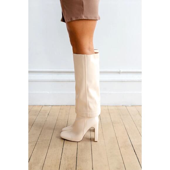 Lulus Lorlia Almond Boots - Picture 1 of 3